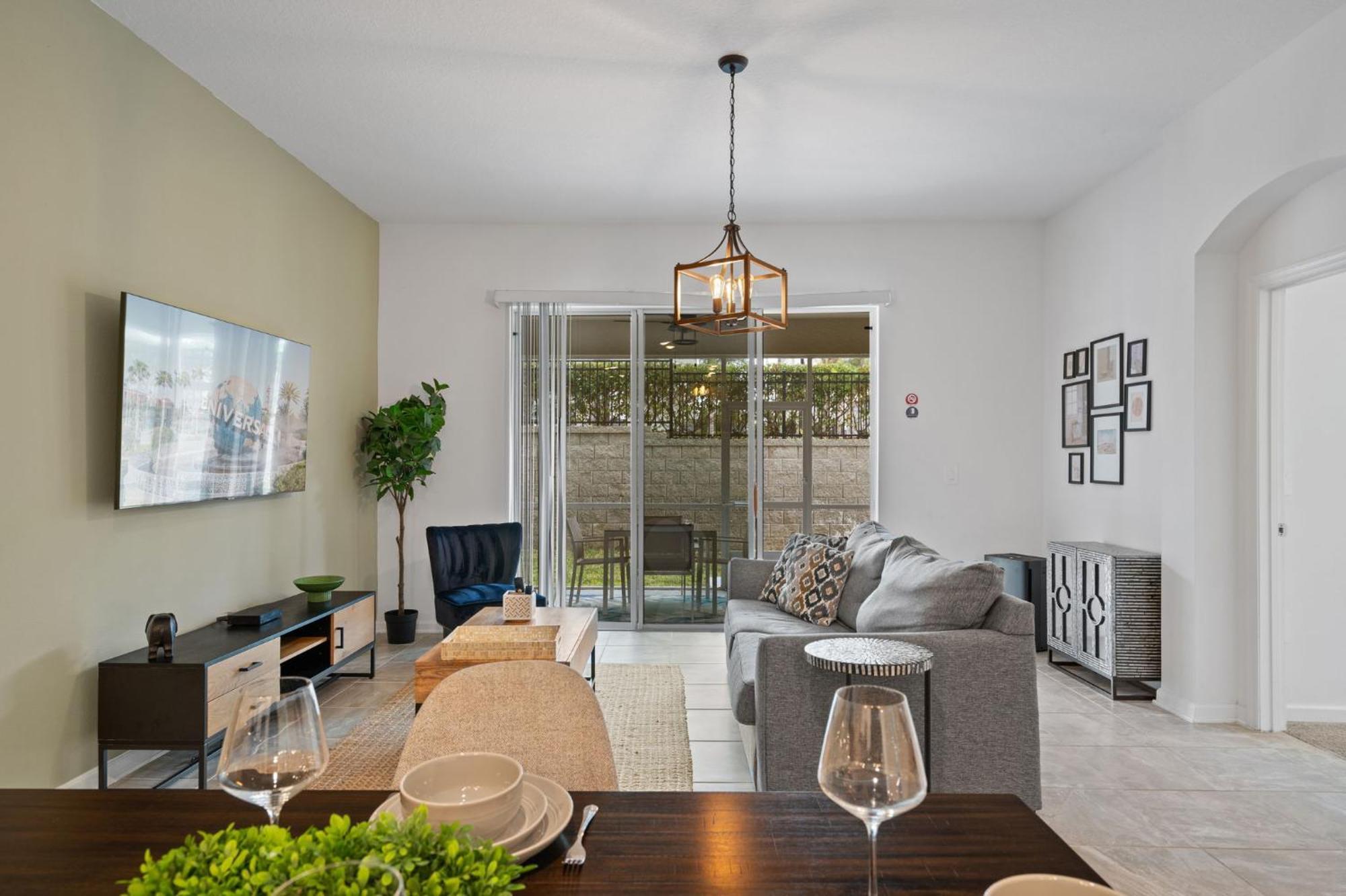 2bed2bath Next To W Free Water Park *